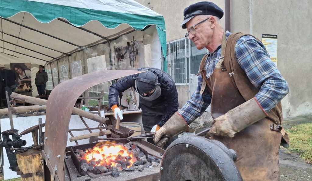 Relacja z tegorocznej Nocy Muzeów – „Magia tradycji – dawne rzemiosło”